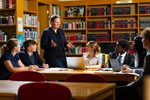 Thea & students library